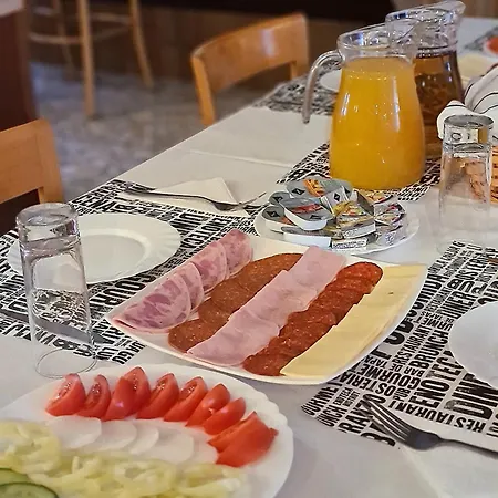 Oroszlan 2*